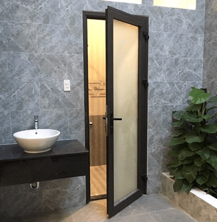 Cửa nhà vệ sinh bằng nhôm kính đẹp